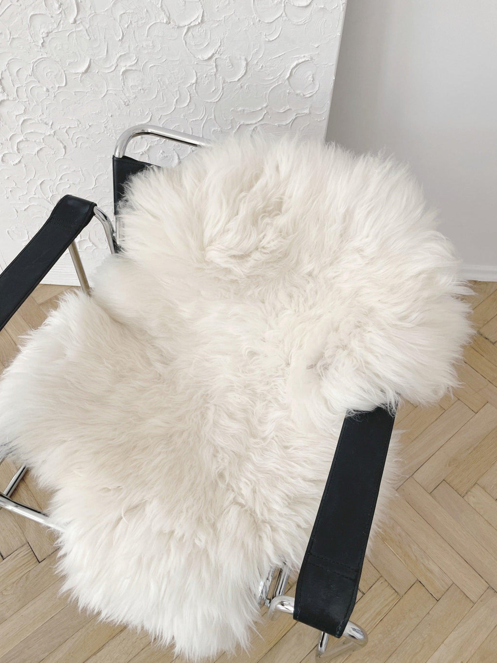 Natural Sheepskin Rug for Pet (or Human) - Maison Fur
